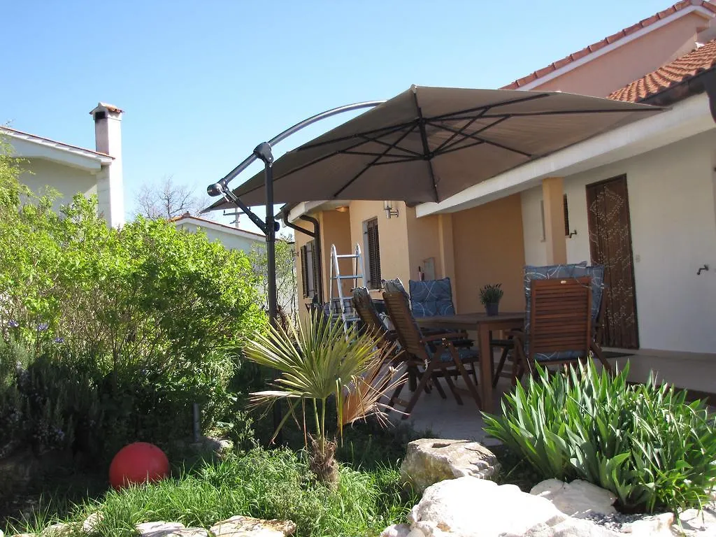 Terra Rossa Apartment Loborika