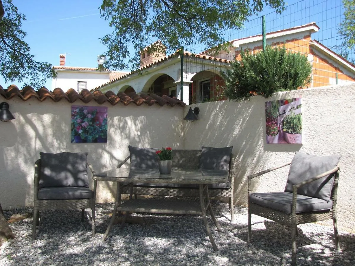 Terra Rossa Apartman